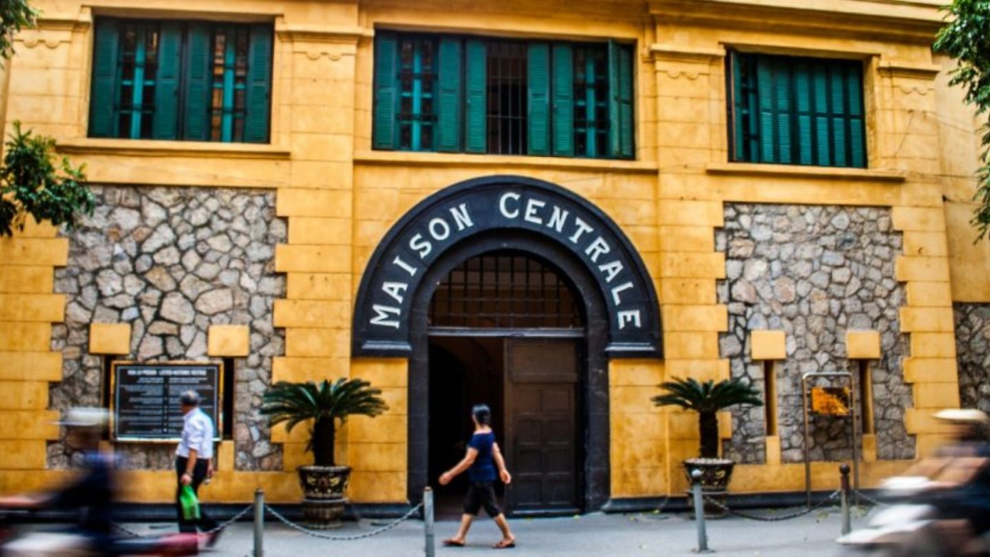 Visite De La Prison Hoa Lo A Hanoi
